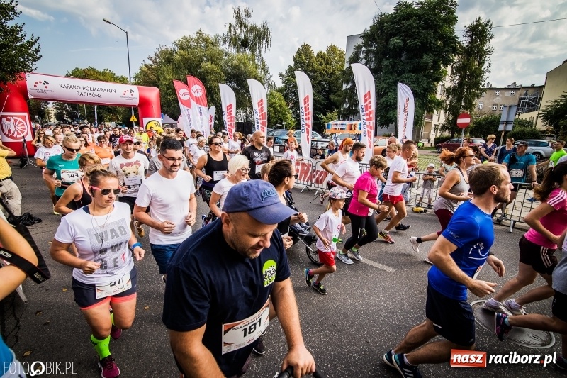 Zdjęcie w galerii na portalu naszraciborz.pl: Biegali dla Michałka, czyli raciborski Mini Półmaraton 2017 wiadomości z regionu