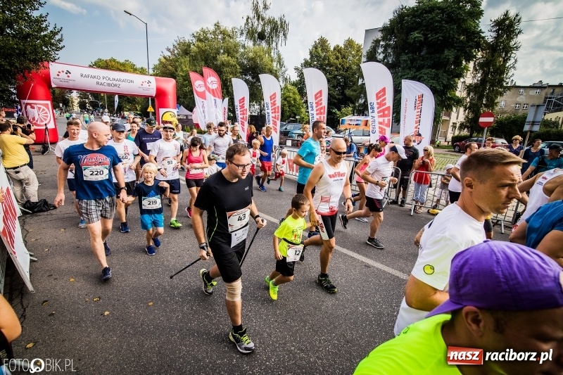 Zdjęcie w galerii na portalu naszraciborz.pl: Biegali dla Michałka, czyli raciborski Mini Półmaraton 2017 wiadomości z regionu