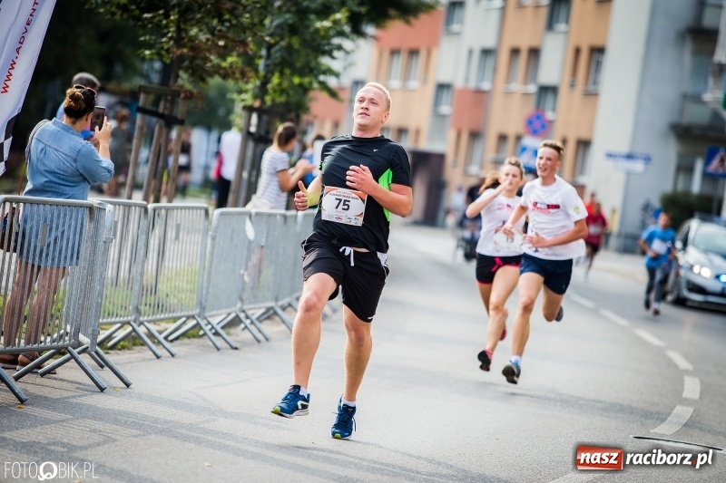 Zdjęcie w galerii na portalu naszraciborz.pl: Biegali dla Michałka, czyli raciborski Mini Półmaraton 2017 wiadomości z regionu