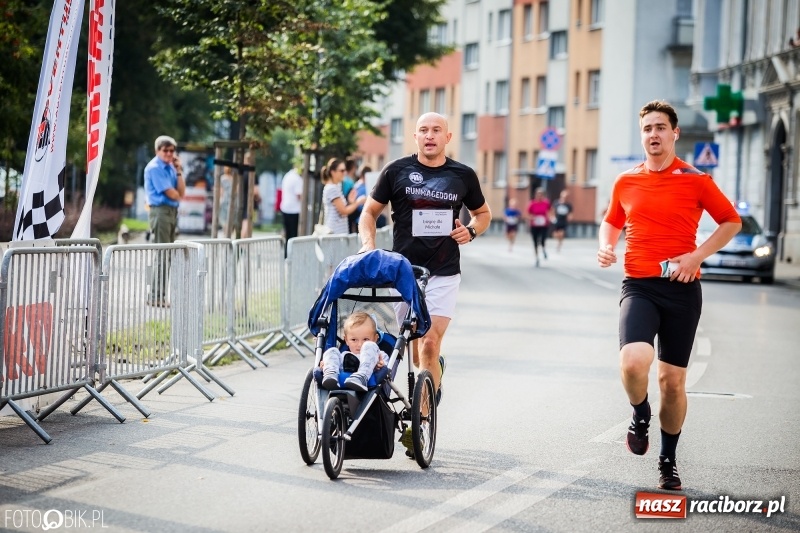 Zdjęcie w galerii na portalu naszraciborz.pl: Biegali dla Michałka, czyli raciborski Mini Półmaraton 2017 wiadomości z regionu