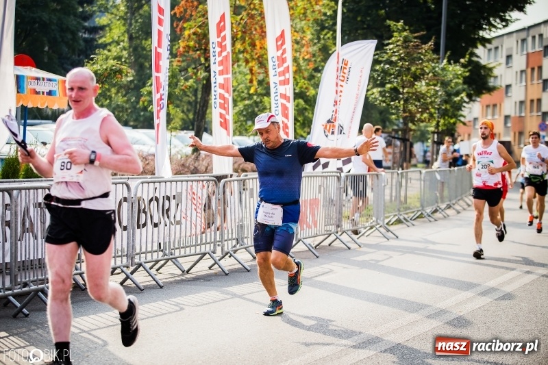 Zdjęcie w galerii na portalu naszraciborz.pl: Biegali dla Michałka, czyli raciborski Mini Półmaraton 2017 wiadomości z regionu