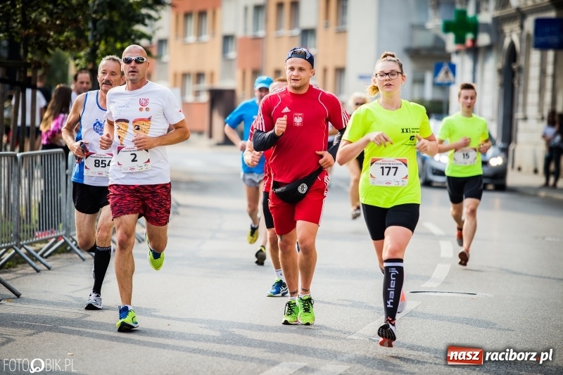 Zdjęcie w galerii na portalu naszraciborz.pl: Biegali dla Michałka, czyli raciborski Mini Półmaraton 2017 wiadomości z regionu