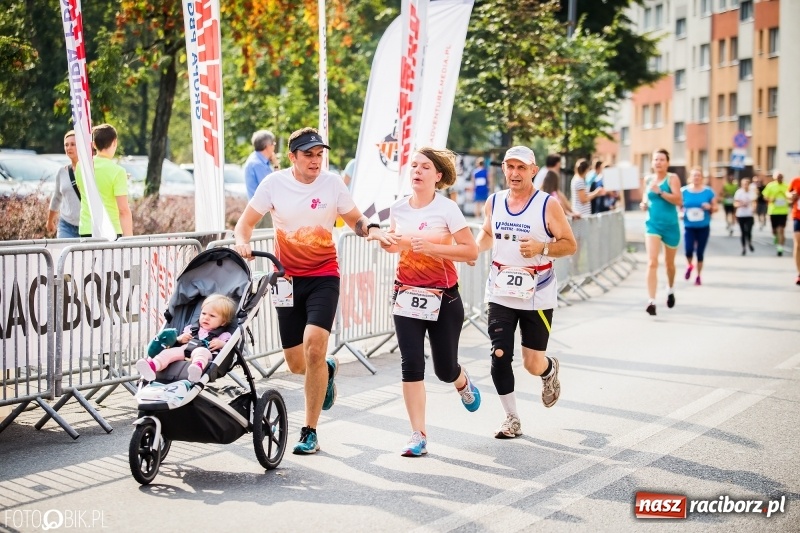 Zdjęcie w galerii na portalu naszraciborz.pl: Biegali dla Michałka, czyli raciborski Mini Półmaraton 2017 wiadomości z regionu