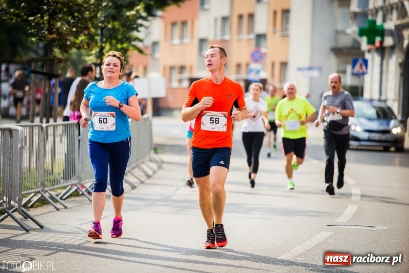 Zdjęcie w galerii na portalu naszraciborz.pl: Biegali dla Michałka, czyli raciborski Mini Półmaraton 2017 wiadomości z regionu