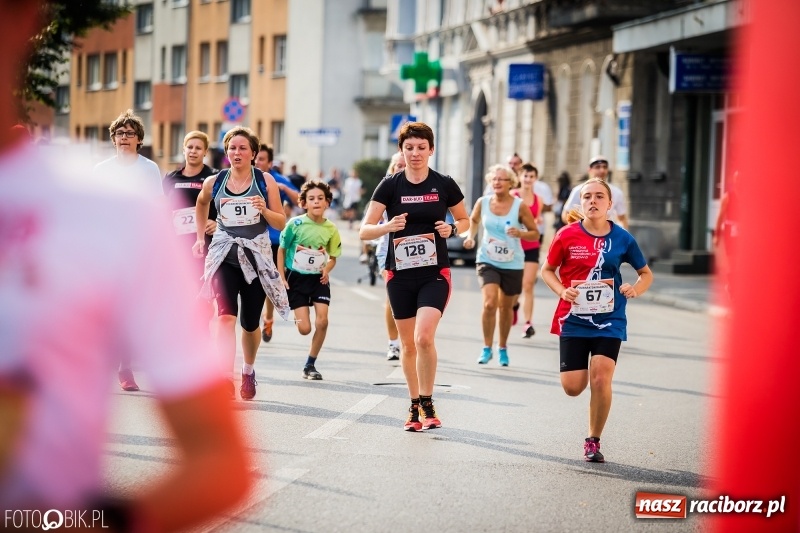 Zdjęcie w galerii na portalu naszraciborz.pl: Biegali dla Michałka, czyli raciborski Mini Półmaraton 2017 wiadomości z regionu
