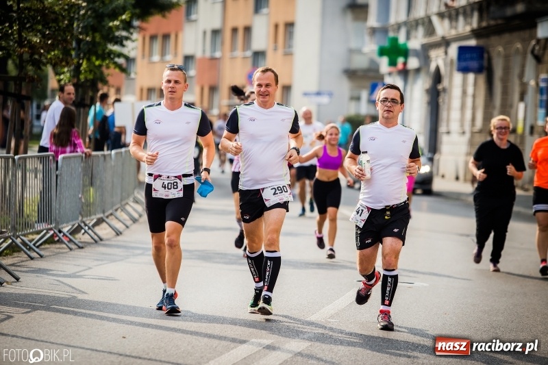 Zdjęcie w galerii na portalu naszraciborz.pl: Biegali dla Michałka, czyli raciborski Mini Półmaraton 2017 wiadomości z regionu