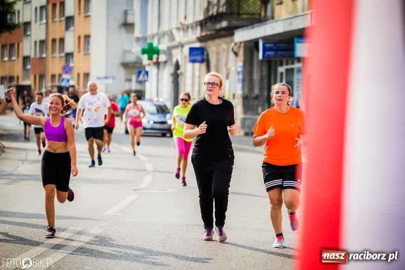 Zdjęcie w galerii na portalu naszraciborz.pl: Biegali dla Michałka, czyli raciborski Mini Półmaraton 2017 wiadomości z regionu