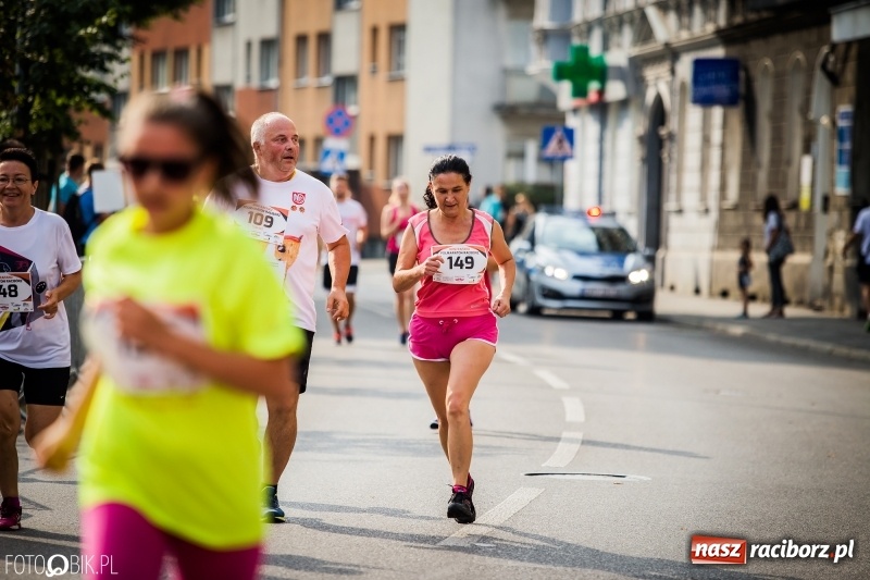 Zdjęcie w galerii na portalu naszraciborz.pl: Biegali dla Michałka, czyli raciborski Mini Półmaraton 2017 wiadomości z regionu