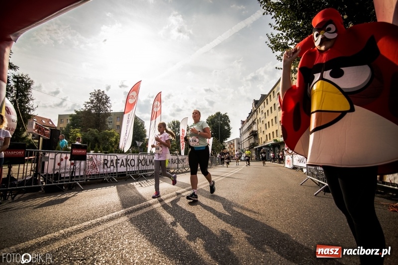 Zdjęcie w galerii na portalu naszraciborz.pl: Biegali dla Michałka, czyli raciborski Mini Półmaraton 2017 wiadomości z regionu