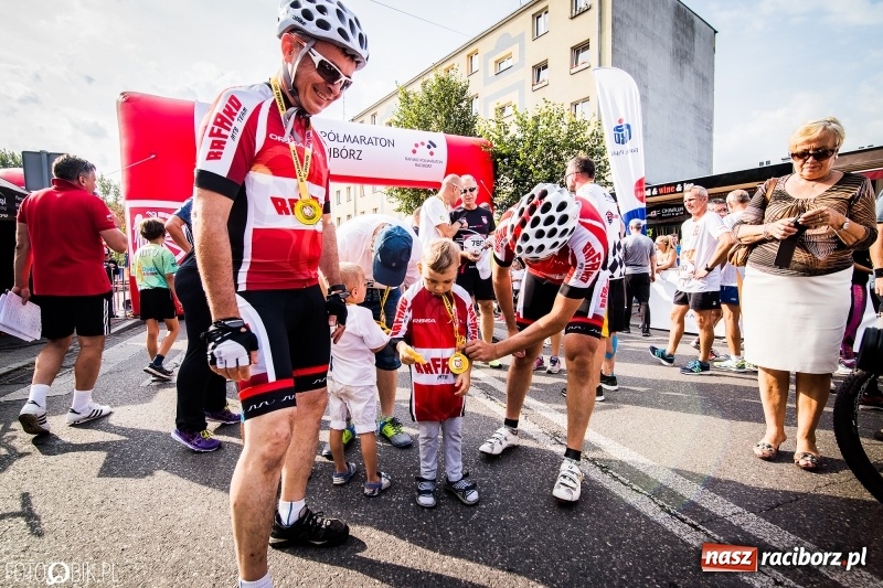 Zdjęcie w galerii na portalu naszraciborz.pl: Biegali dla Michałka, czyli raciborski Mini Półmaraton 2017 wiadomości z regionu