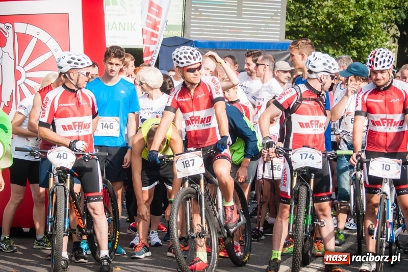 Zdjęcie w galerii na portalu naszraciborz.pl: Biegali dla Michałka, czyli raciborski Mini Półmaraton 2017 wiadomości z regionu