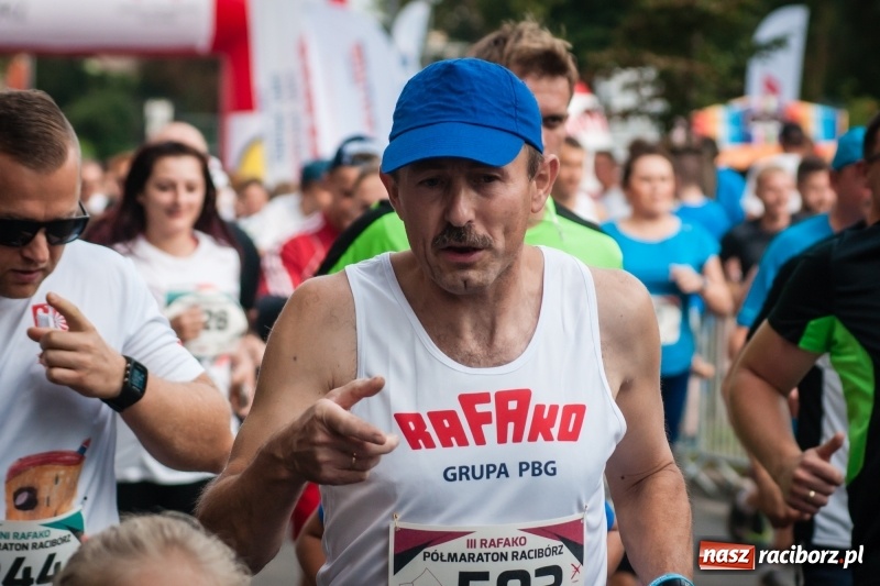 Zdjęcie w galerii na portalu naszraciborz.pl: Biegali dla Michałka, czyli raciborski Mini Półmaraton 2017 wiadomości z regionu