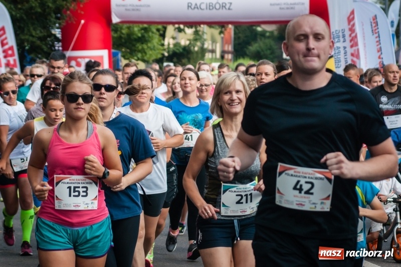Zdjęcie w galerii na portalu naszraciborz.pl: Biegali dla Michałka, czyli raciborski Mini Półmaraton 2017 wiadomości z regionu