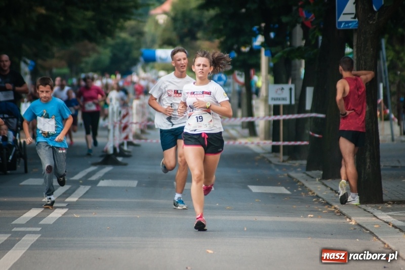 Zdjęcie w galerii na portalu naszraciborz.pl: Biegali dla Michałka, czyli raciborski Mini Półmaraton 2017 wiadomości z regionu