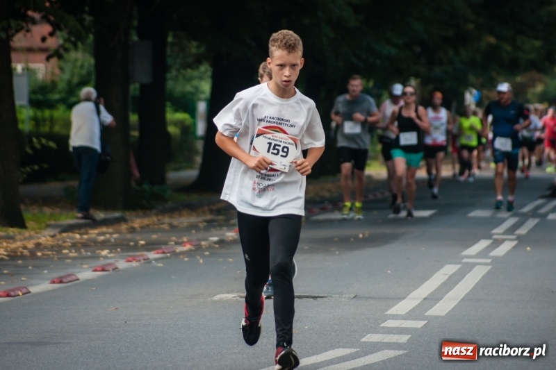 Zdjęcie w galerii na portalu naszraciborz.pl: Biegali dla Michałka, czyli raciborski Mini Półmaraton 2017 wiadomości z regionu