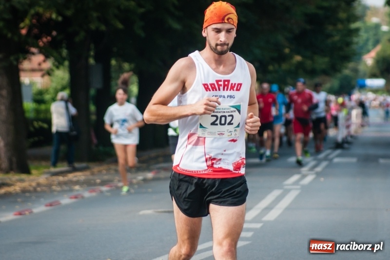 Zdjęcie w galerii na portalu naszraciborz.pl: Biegali dla Michałka, czyli raciborski Mini Półmaraton 2017 wiadomości z regionu