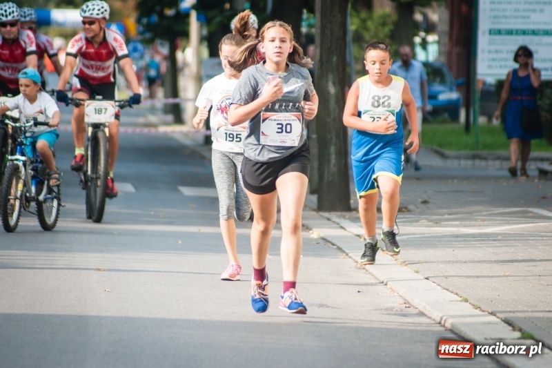 Zdjęcie w galerii na portalu naszraciborz.pl: Biegali dla Michałka, czyli raciborski Mini Półmaraton 2017 wiadomości z regionu