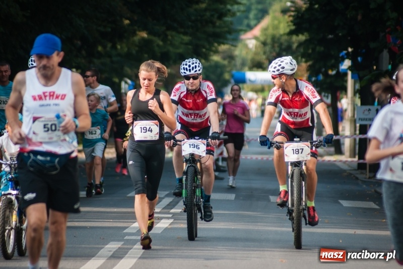 Zdjęcie w galerii na portalu naszraciborz.pl: Biegali dla Michałka, czyli raciborski Mini Półmaraton 2017 wiadomości z regionu