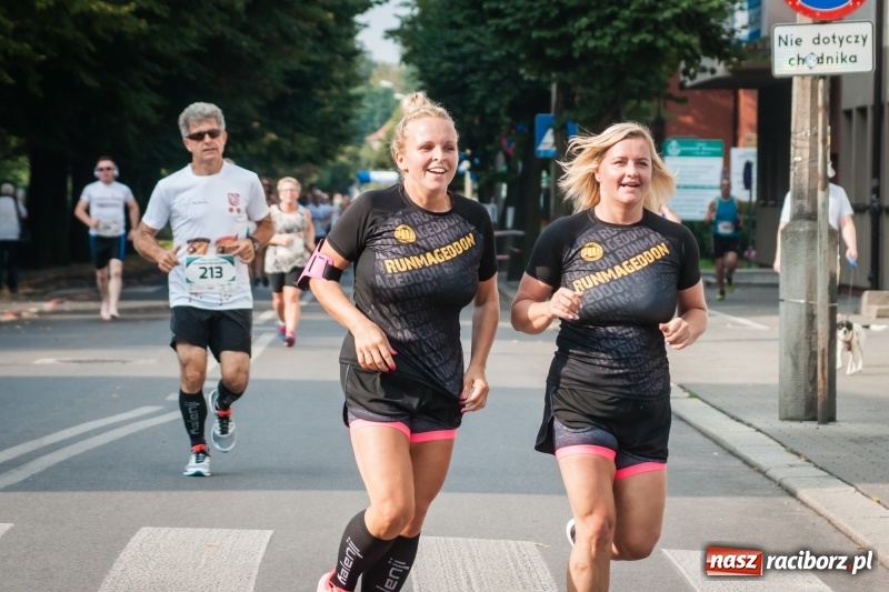 Zdjęcie w galerii na portalu naszraciborz.pl: Biegali dla Michałka, czyli raciborski Mini Półmaraton 2017 wiadomości z regionu