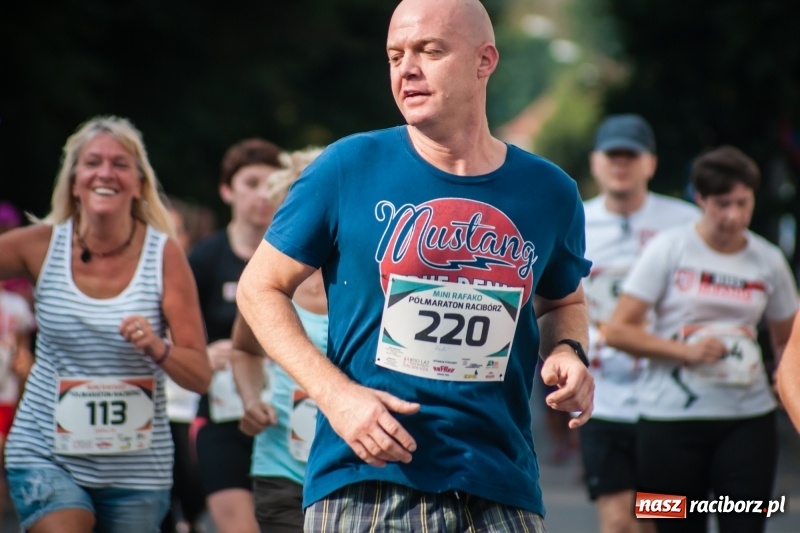 Zdjęcie w galerii na portalu naszraciborz.pl: Biegali dla Michałka, czyli raciborski Mini Półmaraton 2017 wiadomości z regionu