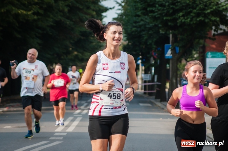 Zdjęcie w galerii na portalu naszraciborz.pl: Biegali dla Michałka, czyli raciborski Mini Półmaraton 2017 wiadomości z regionu