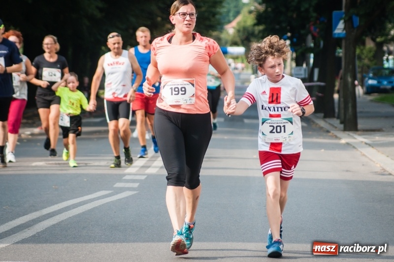 Zdjęcie w galerii na portalu naszraciborz.pl: Biegali dla Michałka, czyli raciborski Mini Półmaraton 2017 wiadomości z regionu
