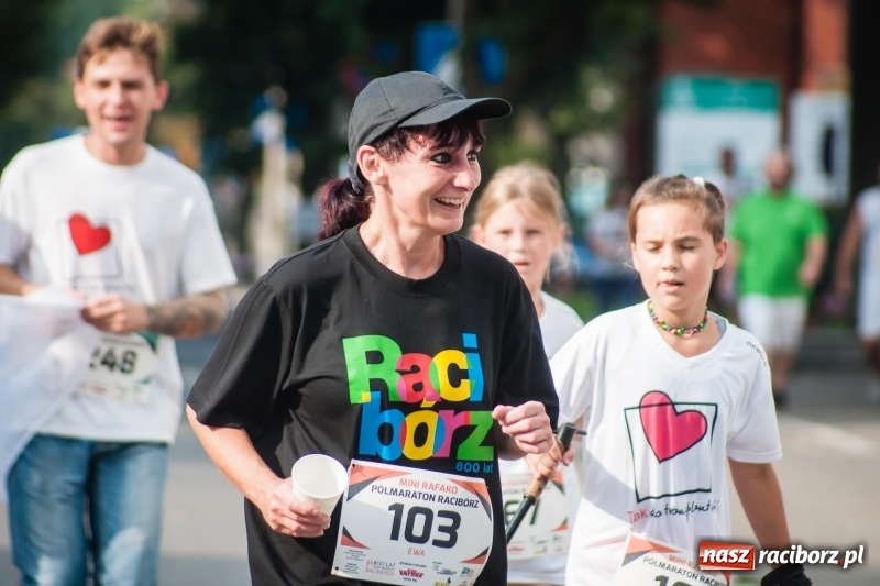 Zdjęcie w galerii na portalu naszraciborz.pl: Biegali dla Michałka, czyli raciborski Mini Półmaraton 2017 wiadomości z regionu