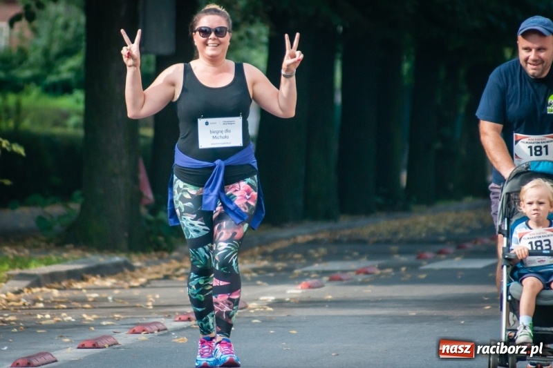Zdjęcie w galerii na portalu naszraciborz.pl: Biegali dla Michałka, czyli raciborski Mini Półmaraton 2017 wiadomości z regionu