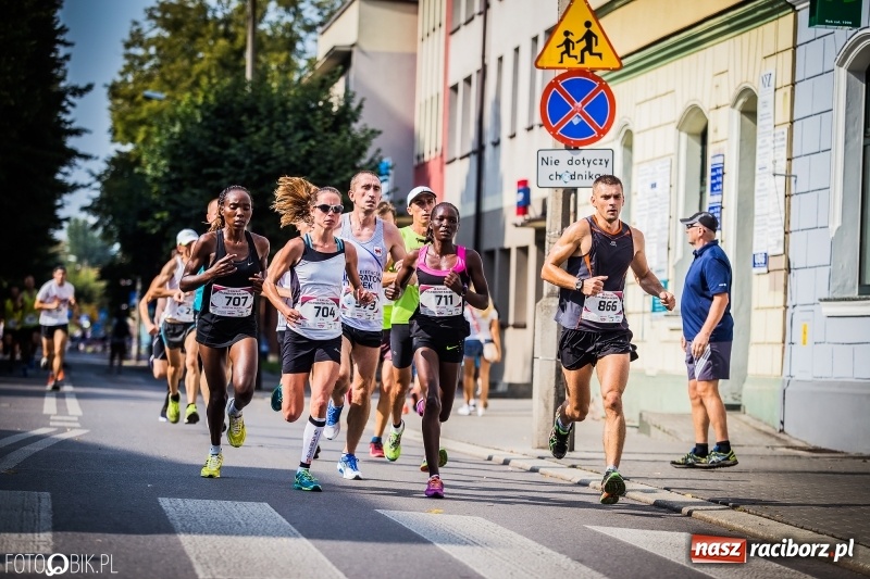 Zdjęcie w galerii na portalu naszraciborz.pl: Dubel Raciborza coraz bliżej. Skompletuj medal z projektu 4Biegi wiadomości z regionu
