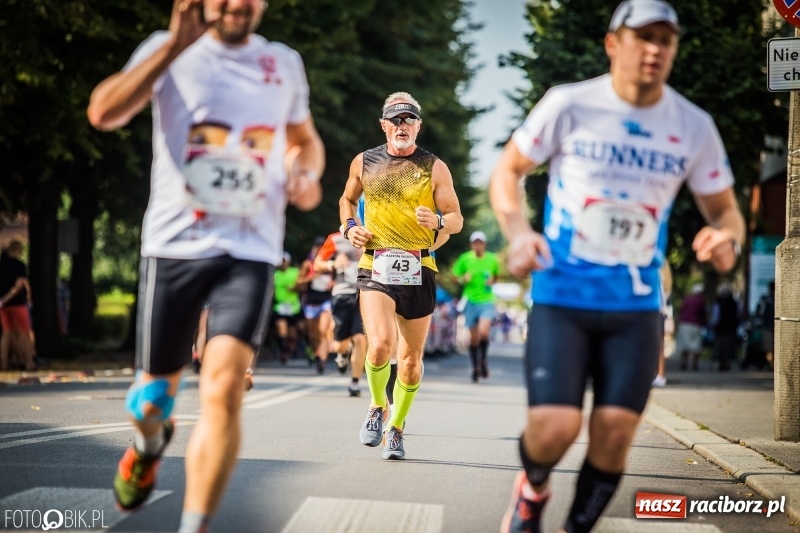 Zdjęcie w galerii na portalu naszraciborz.pl: Dubel Raciborza coraz bliżej. Skompletuj medal z projektu 4Biegi wiadomości z regionu