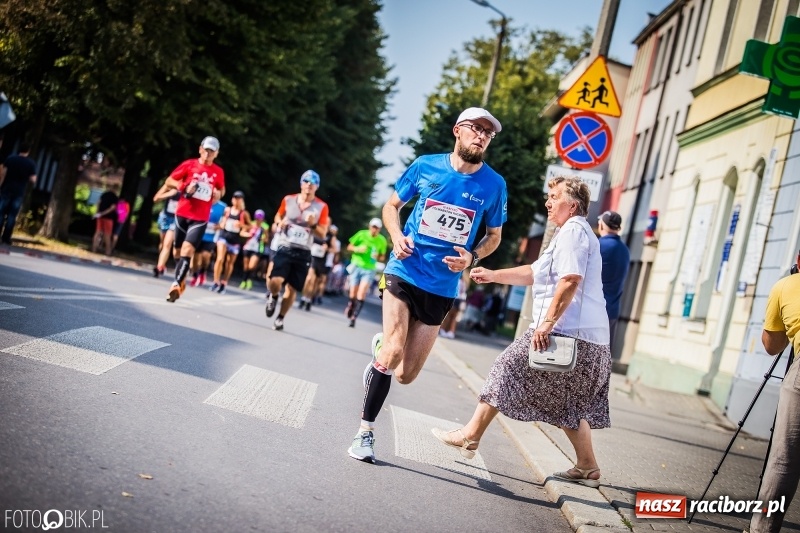 Zdjęcie w galerii na portalu naszraciborz.pl: Dubel Raciborza coraz bliżej. Skompletuj medal z projektu 4Biegi wiadomości z regionu