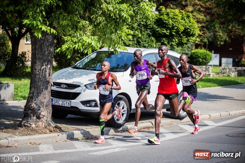 Zdjęcie w galerii na portalu naszraciborz.pl: Dubel Raciborza coraz bliżej. Skompletuj medal z projektu 4Biegi wiadomości z regionu