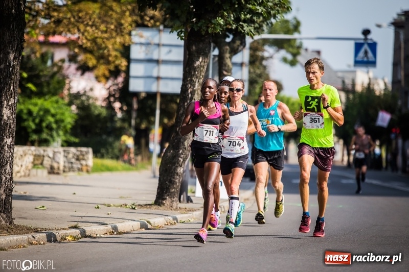 Zdjęcie w galerii na portalu naszraciborz.pl: Dubel Raciborza coraz bliżej. Skompletuj medal z projektu 4Biegi wiadomości z regionu
