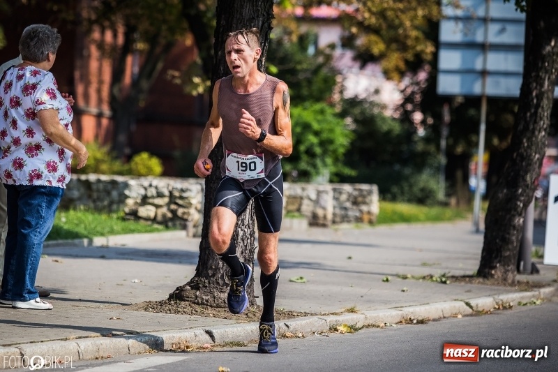 Zdjęcie w galerii na portalu naszraciborz.pl: Dubel Raciborza coraz bliżej. Skompletuj medal z projektu 4Biegi wiadomości z regionu