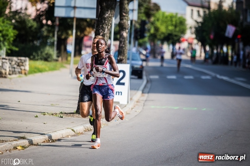 Zdjęcie w galerii na portalu naszraciborz.pl: Dubel Raciborza coraz bliżej. Skompletuj medal z projektu 4Biegi wiadomości z regionu