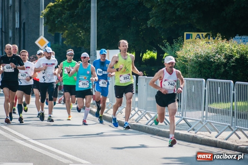 Zdjęcie w galerii na portalu naszraciborz.pl: Dubel Raciborza coraz bliżej. Skompletuj medal z projektu 4Biegi wiadomości z regionu