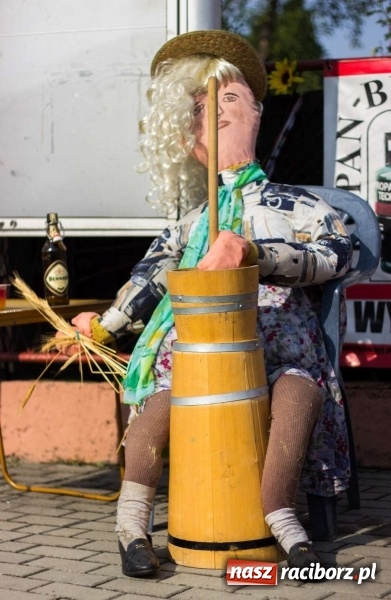 Zdjęcie w galerii na portalu naszraciborz.pl: Dożynki w Krowiarkach z historycznymi i militarnymi akcentami wiadomości z regionu