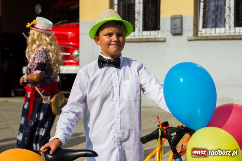 Zdjęcie w galerii na portalu naszraciborz.pl: Dożynki w Krowiarkach z historycznymi i militarnymi akcentami wiadomości z regionu