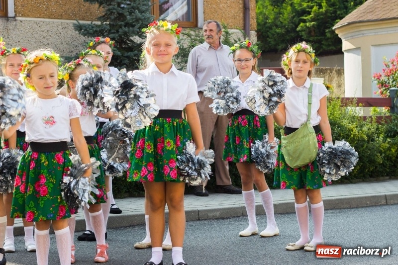 Zdjęcie w galerii na portalu naszraciborz.pl: Dożynki w Krowiarkach z historycznymi i militarnymi akcentami wiadomości z regionu