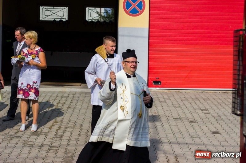 Zdjęcie w galerii na portalu naszraciborz.pl: Dożynki w Krowiarkach z historycznymi i militarnymi akcentami wiadomości z regionu