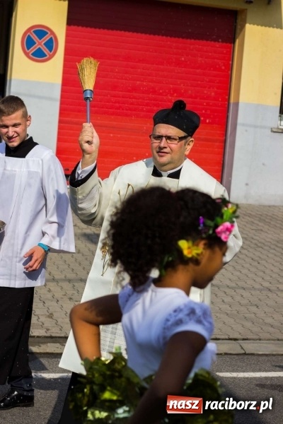 Zdjęcie w galerii na portalu naszraciborz.pl: Dożynki w Krowiarkach z historycznymi i militarnymi akcentami wiadomości z regionu