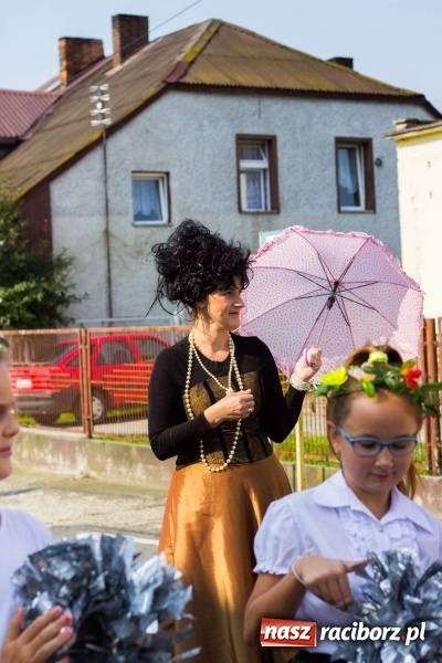 Zdjęcie w galerii na portalu naszraciborz.pl: Dożynki w Krowiarkach z historycznymi i militarnymi akcentami wiadomości z regionu