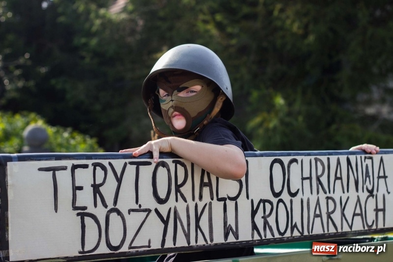 Zdjęcie w galerii na portalu naszraciborz.pl: Dożynki w Krowiarkach z historycznymi i militarnymi akcentami wiadomości z regionu