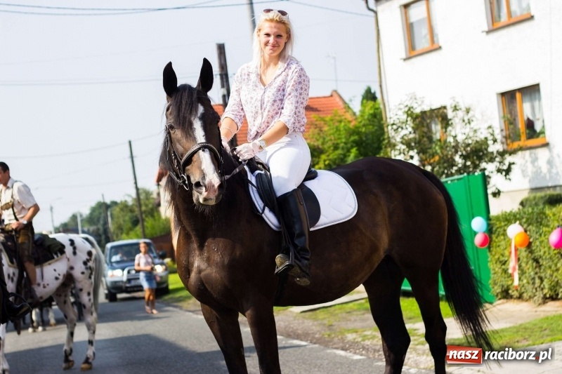 Zdjęcie w galerii na portalu naszraciborz.pl: Dożynki w Krowiarkach z historycznymi i militarnymi akcentami wiadomości z regionu