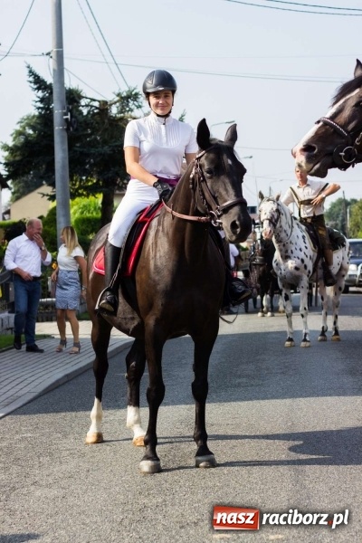 Zdjęcie w galerii na portalu naszraciborz.pl: Dożynki w Krowiarkach z historycznymi i militarnymi akcentami wiadomości z regionu