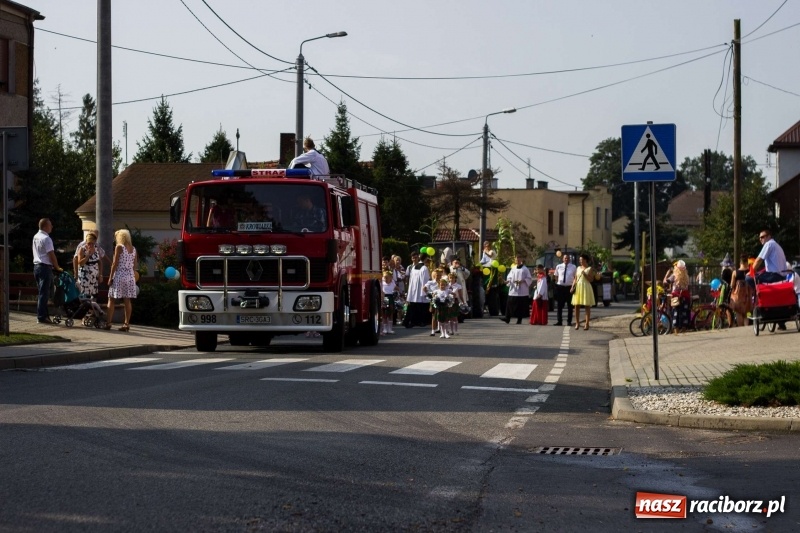 Zdjęcie w galerii na portalu naszraciborz.pl: Dożynki w Krowiarkach z historycznymi i militarnymi akcentami wiadomości z regionu