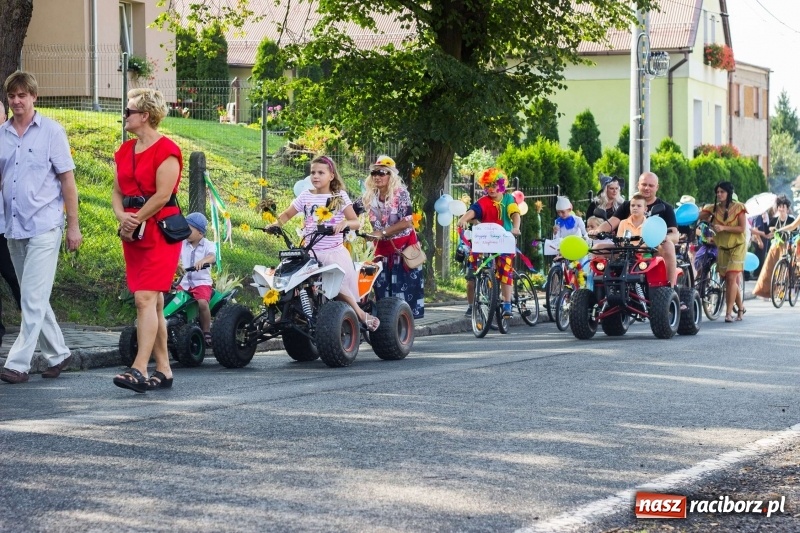 Zdjęcie w galerii na portalu naszraciborz.pl: Dożynki w Krowiarkach z historycznymi i militarnymi akcentami wiadomości z regionu