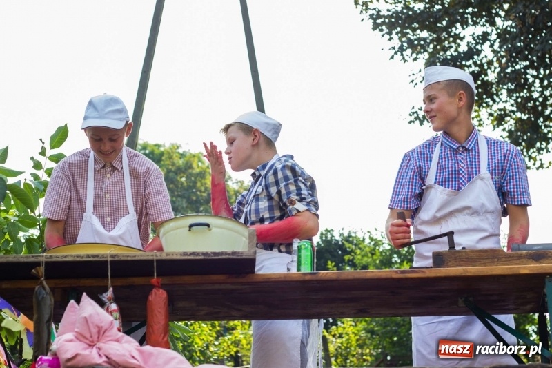 Zdjęcie w galerii na portalu naszraciborz.pl: Dożynki w Krowiarkach z historycznymi i militarnymi akcentami wiadomości z regionu