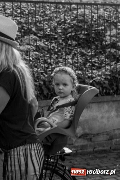 Zdjęcie w galerii na portalu naszraciborz.pl: Dożynki w Krowiarkach z historycznymi i militarnymi akcentami wiadomości z regionu