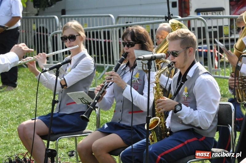 Zdjęcie w galerii na portalu naszraciborz.pl: Dożynki wojewódzkie w Tworkowie. Dziękujcie Bogu, unikajcie chciwości, żyjcie w zgodzie  wiadomości z regionu